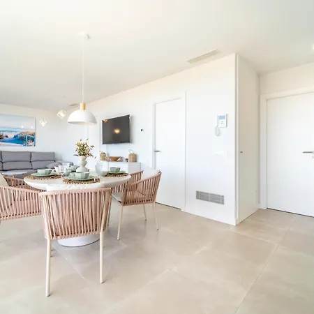 La Casa Solana - Sea Views And Pool, Higueron West, アパート フエンヒロラ